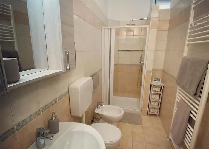 Casa Via Roma Intra